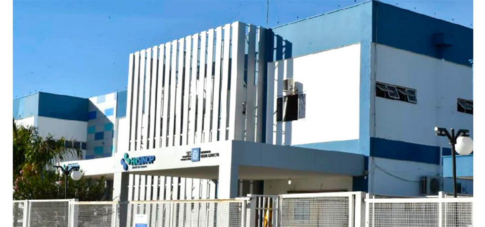 Jovem de 18 anos é atingido por pá-carregadeira e morre