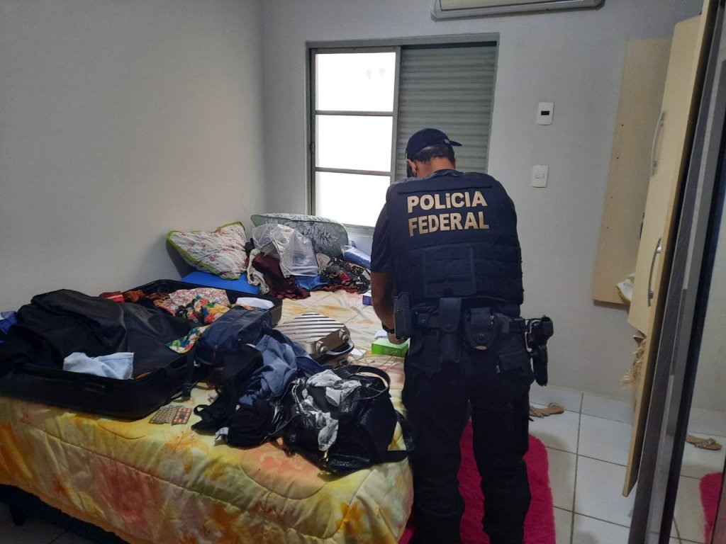 PF prende pai e filho em operação contra o tráfico