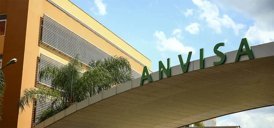 Anvisa proíbe suplementos alimentares com ora-pro-nóbis