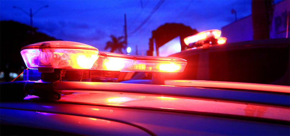 Policiais militares salvam recém-nascida que estava engasgada com leite materno