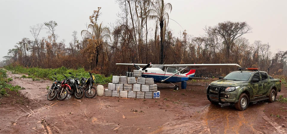 Gefron apreende 600 quilos de cocaína em aeronave