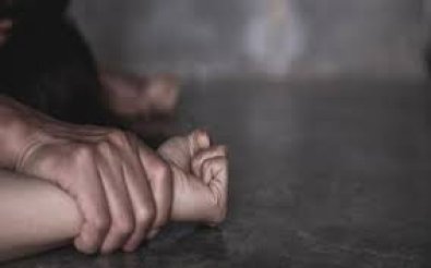 Para convencer familiares, adolescente grava estupro e tio é preso