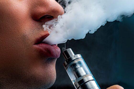 Lei proíbe uso em ambiente fechado de cigarros eletrônicos